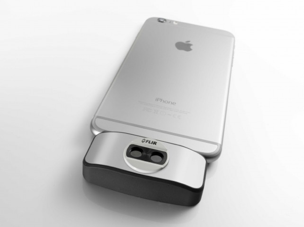 CES 2015 - FLIR One Camera