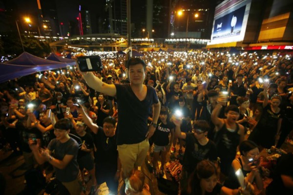 Smartphone Revolution - Hong Kong